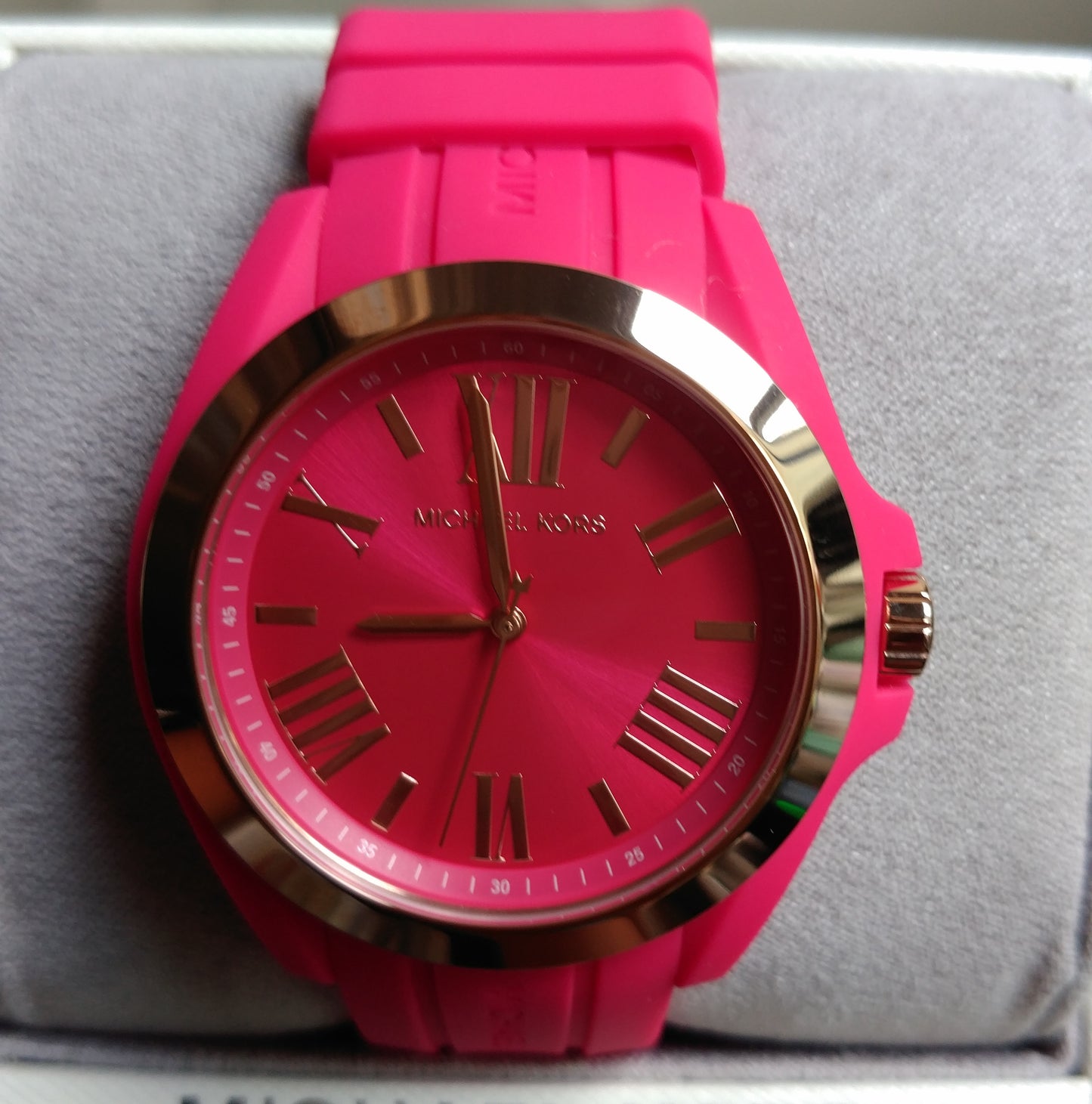 Michael Kors Women's Bradshaw Quartz Silicone Strap