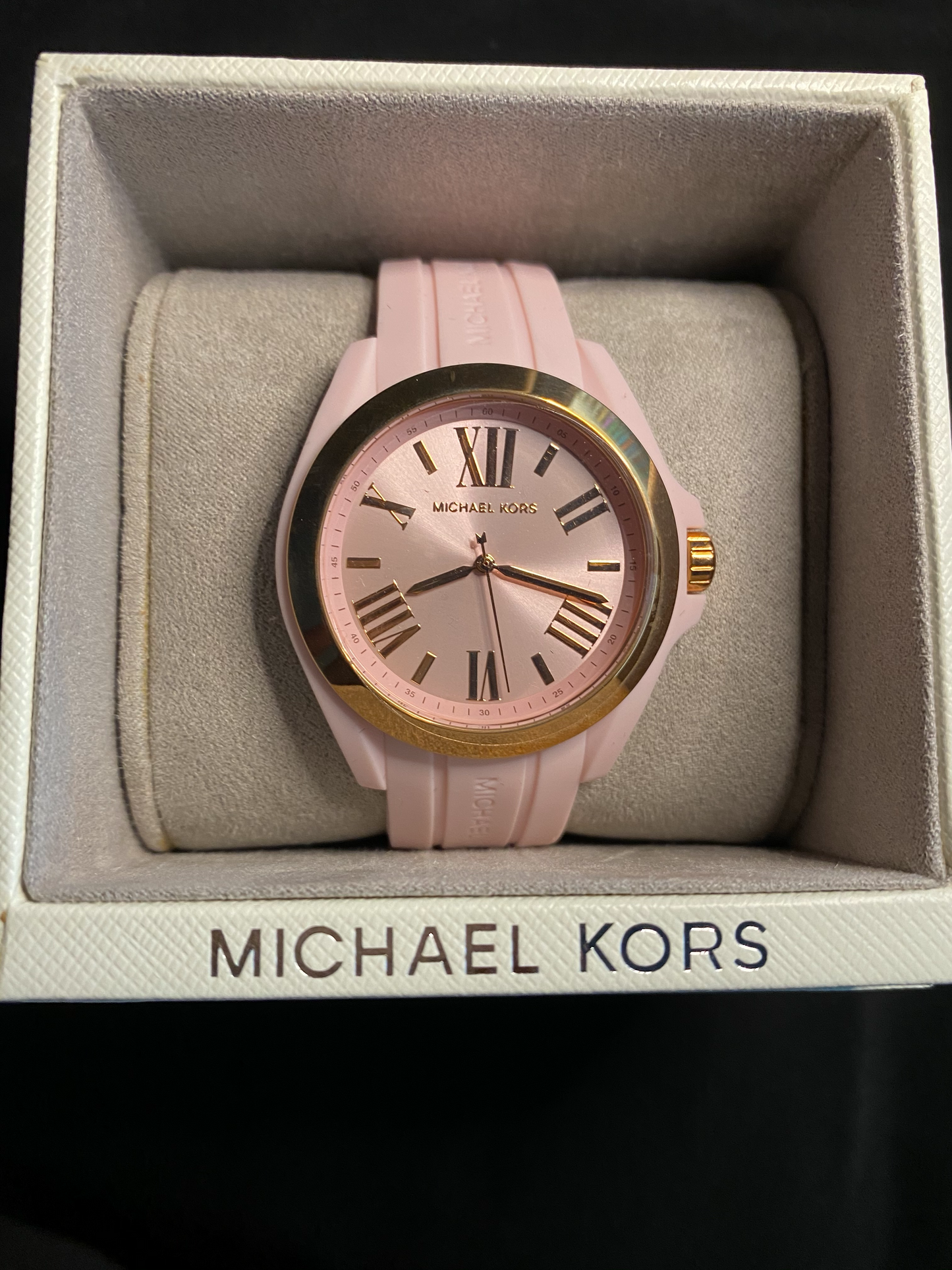 Michael Kors Women's Bradshaw Quartz Silicone Strap